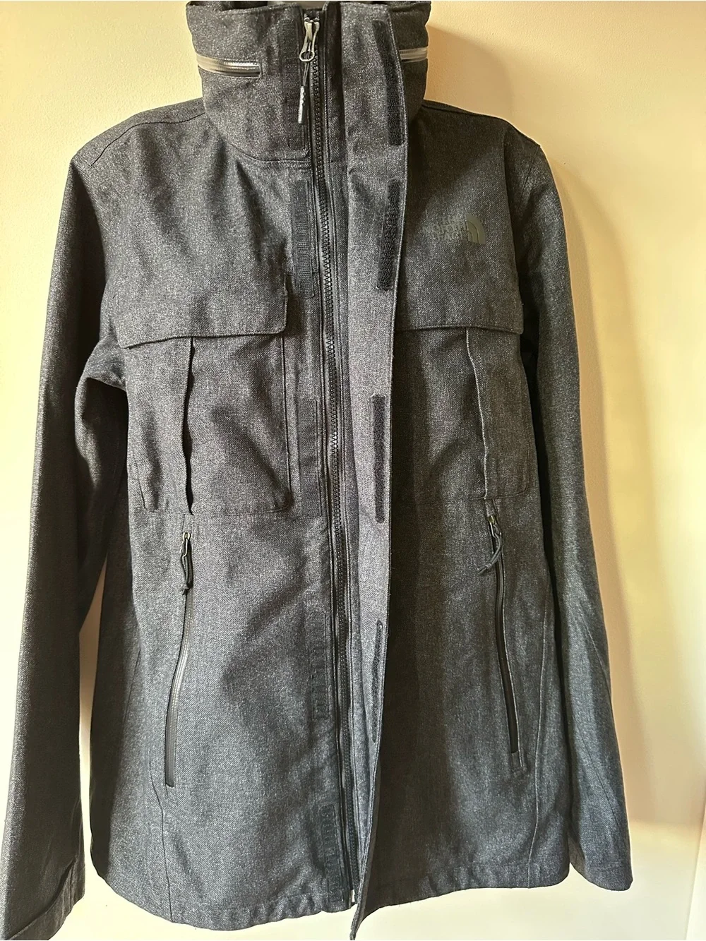 The North Face Kassler Field Jacket DryVent 3L Charcoal Gray M-65: Men's Size:S